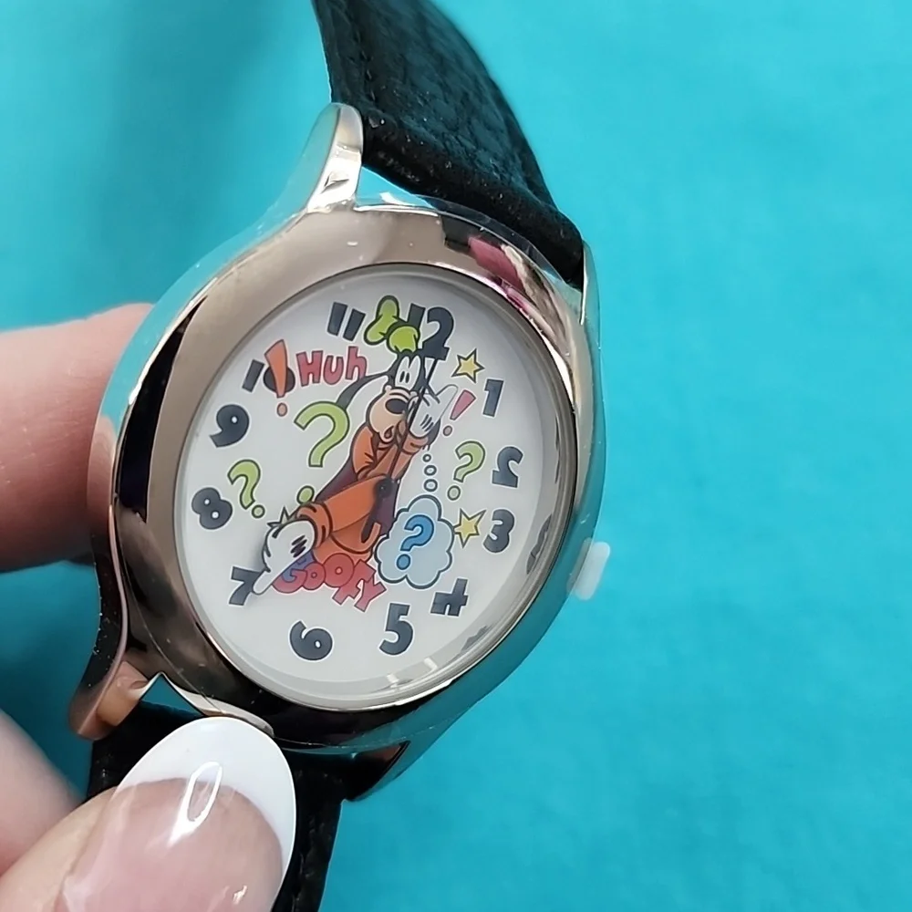 BNIB Rare Disney Vintage Goofy Watch
